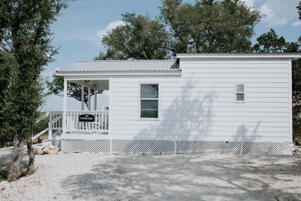 Вилла The Perch- Texas Tiny Haus With Amazing Views Spring Branch Экстерьер фото