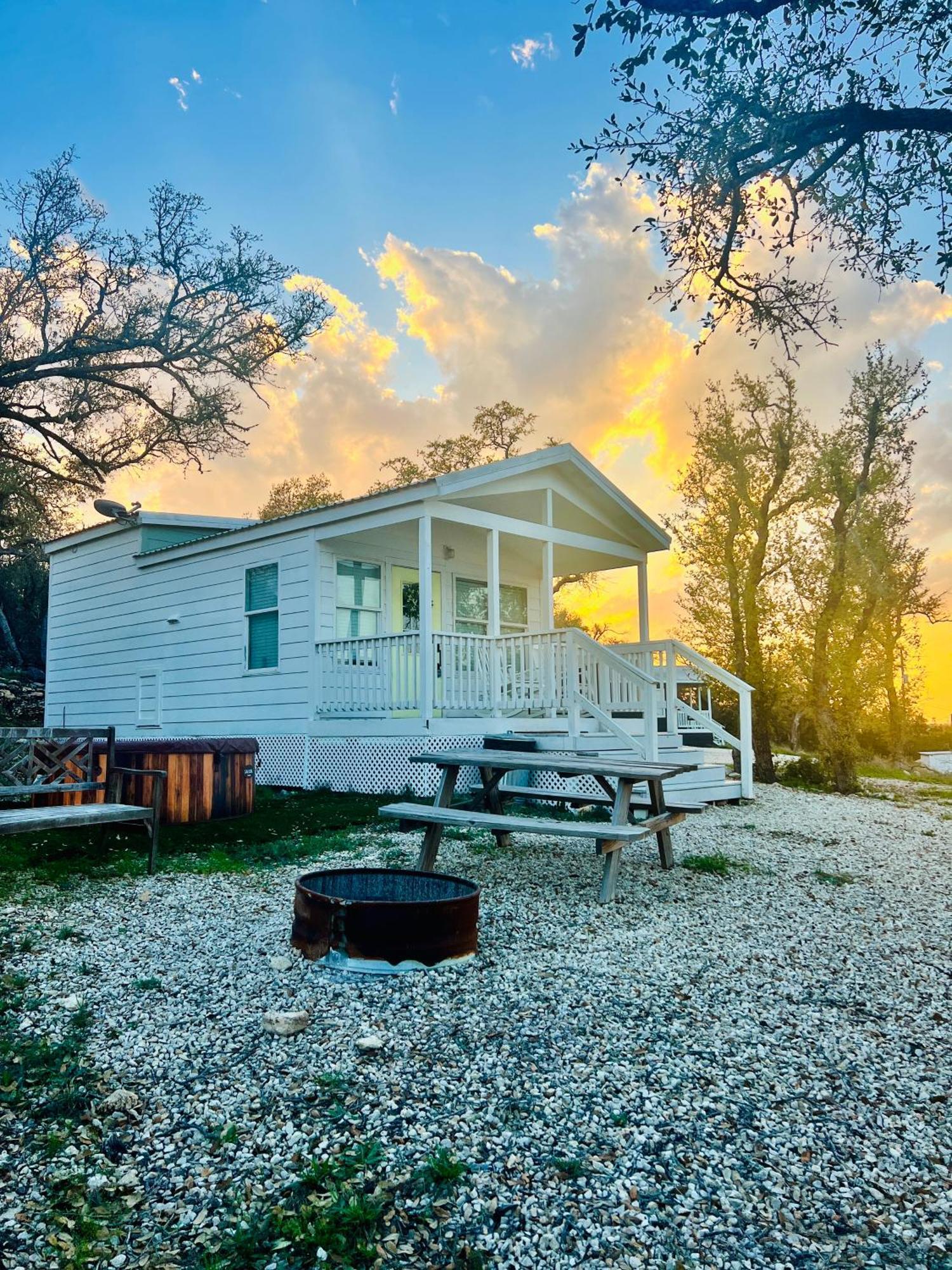 Вилла The Perch- Texas Tiny Haus With Amazing Views Spring Branch Экстерьер фото